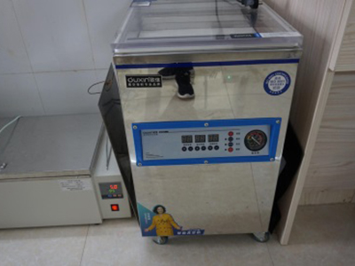 Vacuum Testing Machine